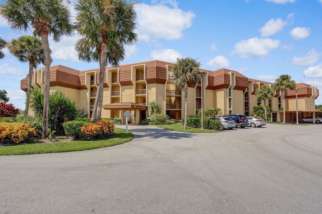 待售: $199,900 (2 贝兹, 2 浴室, 1287 平方英尺)