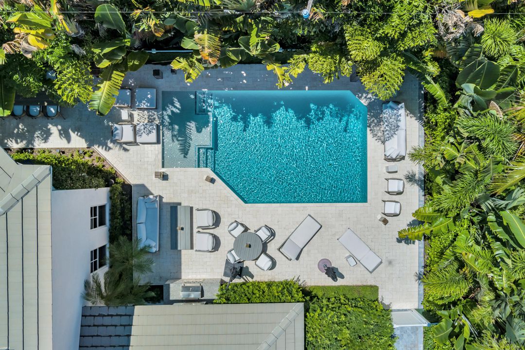 For Sale: $6,695,000 (5 beds, 4 baths, 3990 Square Feet)