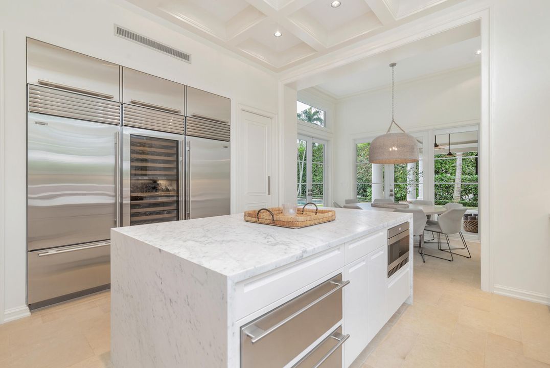 待售: $22,500,000 (5 贝兹, 7 浴室, 5384 平方英尺)