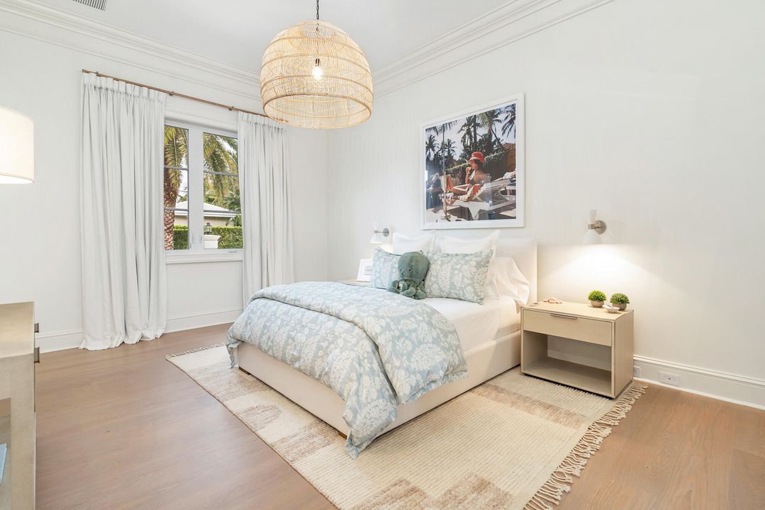 待售: $22,500,000 (5 贝兹, 7 浴室, 5384 平方英尺)