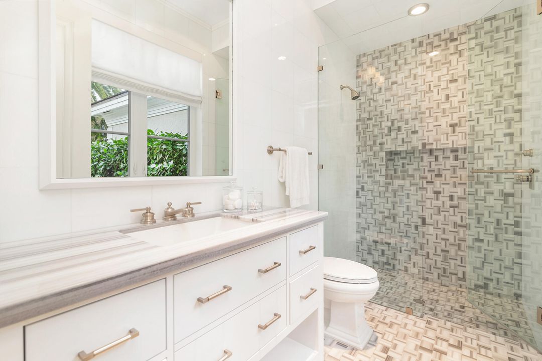 待售: $22,500,000 (5 贝兹, 7 浴室, 5384 平方英尺)