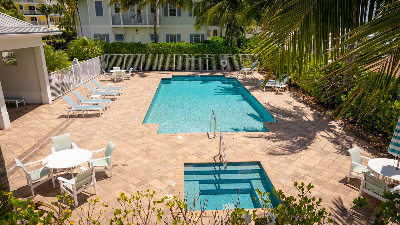 En Venta: $1,175,000 (3 camas, 2 baños, 2058 Pies cuadrados)