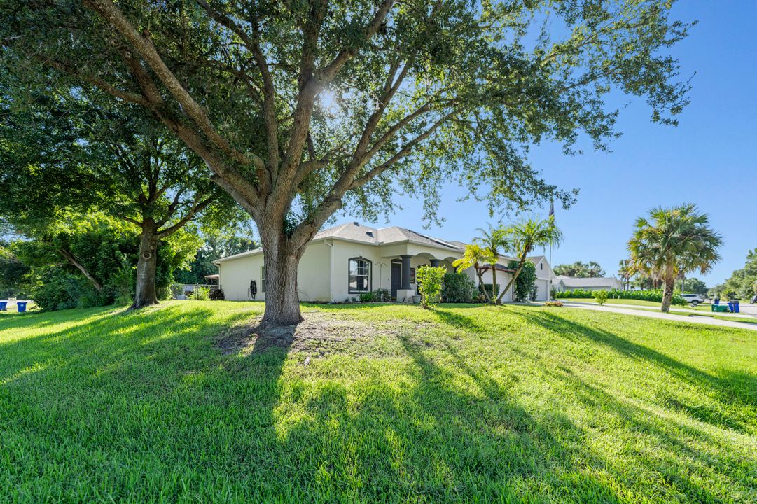 最近售出: $460,000 (3 贝兹, 2 浴室, 1604 平方英尺)