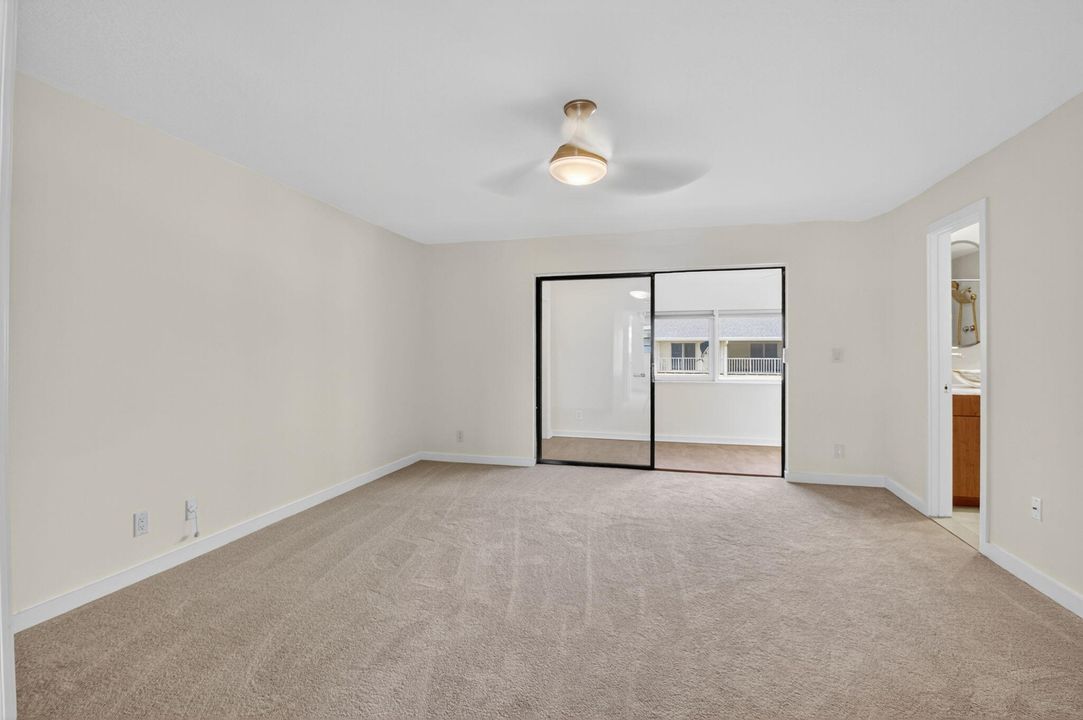 For Sale: $759,000 (2 beds, 2 baths, 1800 Square Feet)