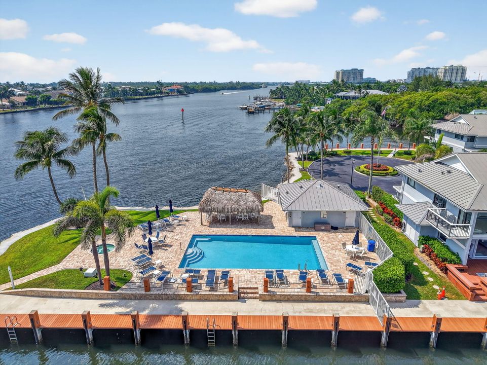 For Sale: $759,000 (2 beds, 2 baths, 1800 Square Feet)