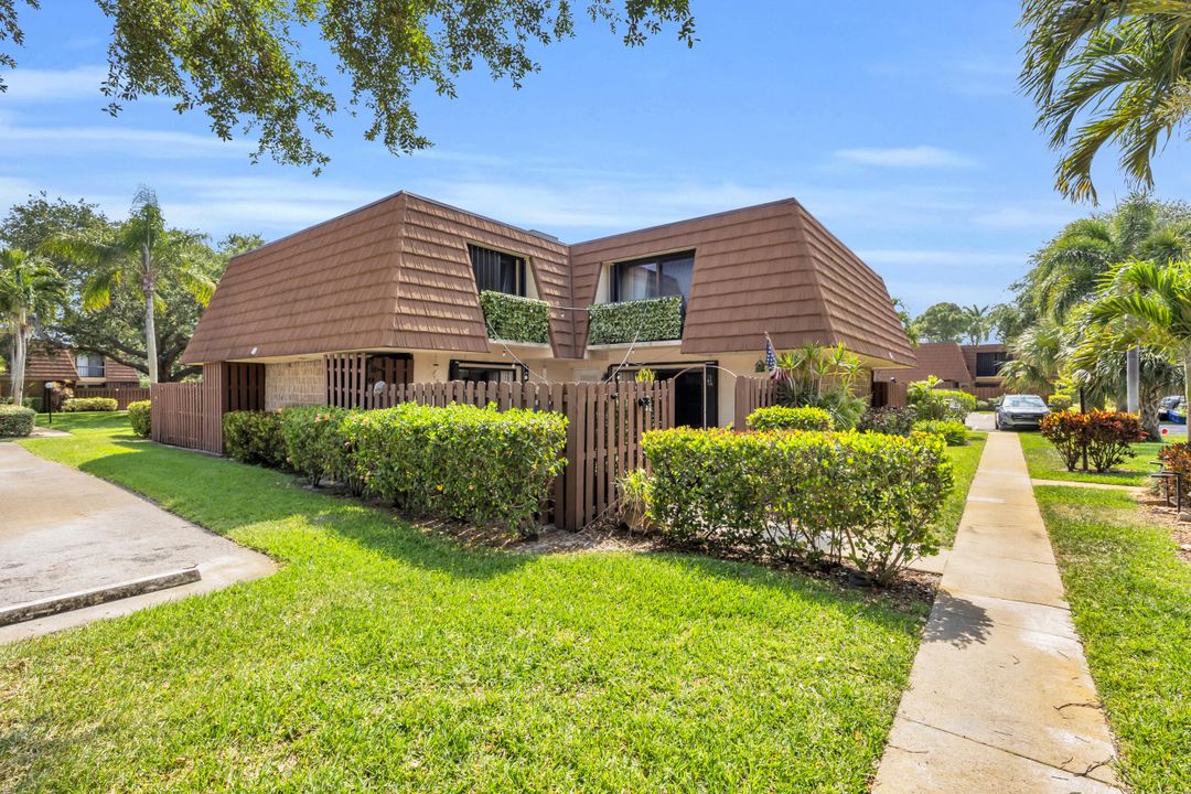 最近租的: $2,500 (2 贝兹, 2 浴室, 1470 平方英尺)