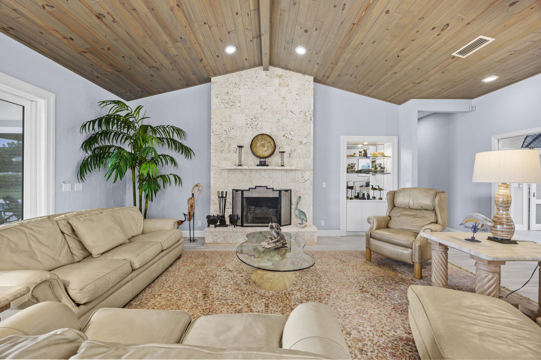 待售: $8,900,000 (4 贝兹, 5 浴室, 3434 平方英尺)