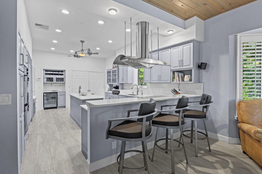 待售: $8,900,000 (4 贝兹, 5 浴室, 3434 平方英尺)