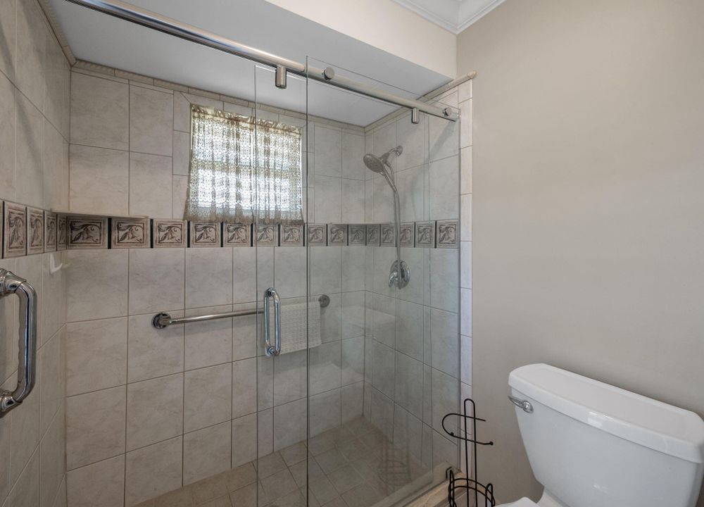 待售: $523,500 (2 贝兹, 2 浴室, 1957 平方英尺)