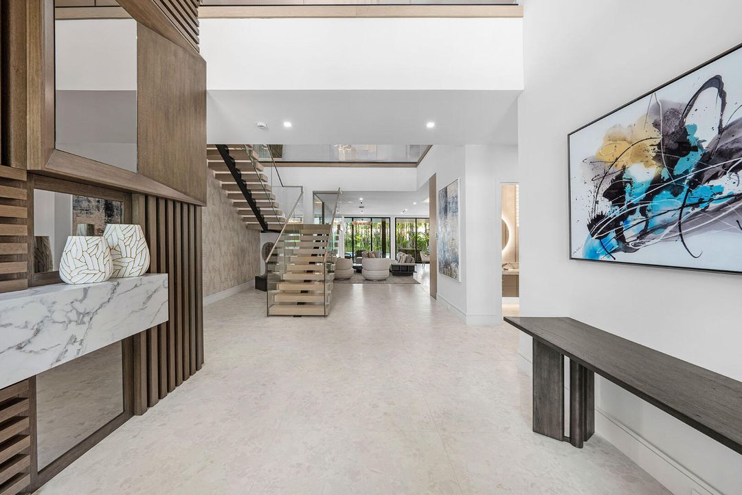 For Sale: $14,995,000 (6 beds, 7 baths, 8431 Square Feet)