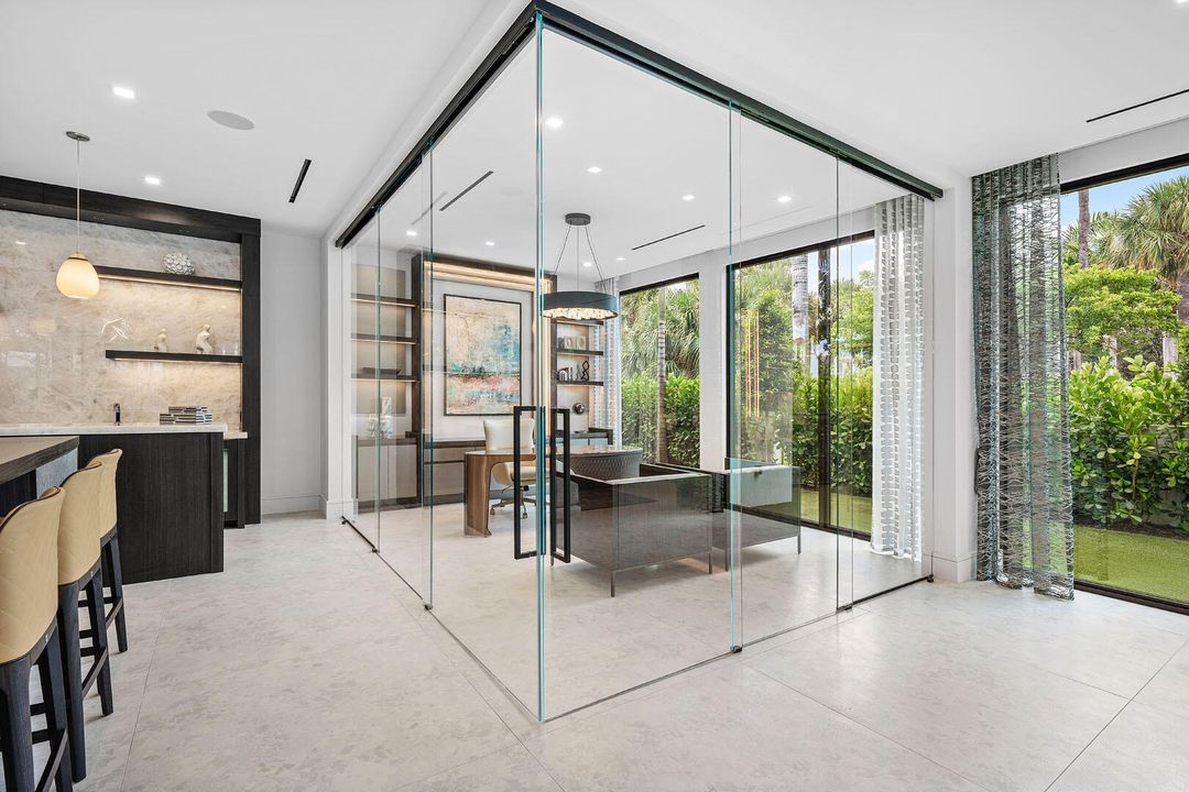 For Sale: $14,995,000 (6 beds, 7 baths, 8431 Square Feet)