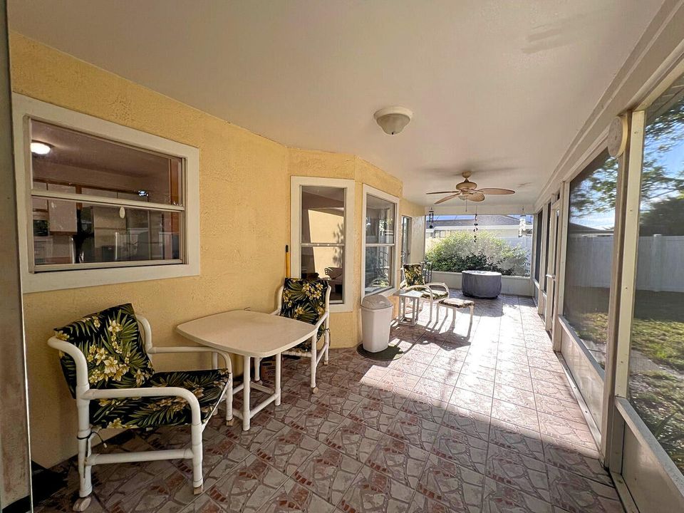 Active With Contract: $354,900 (3 beds, 2 baths, 1746 Square Feet)