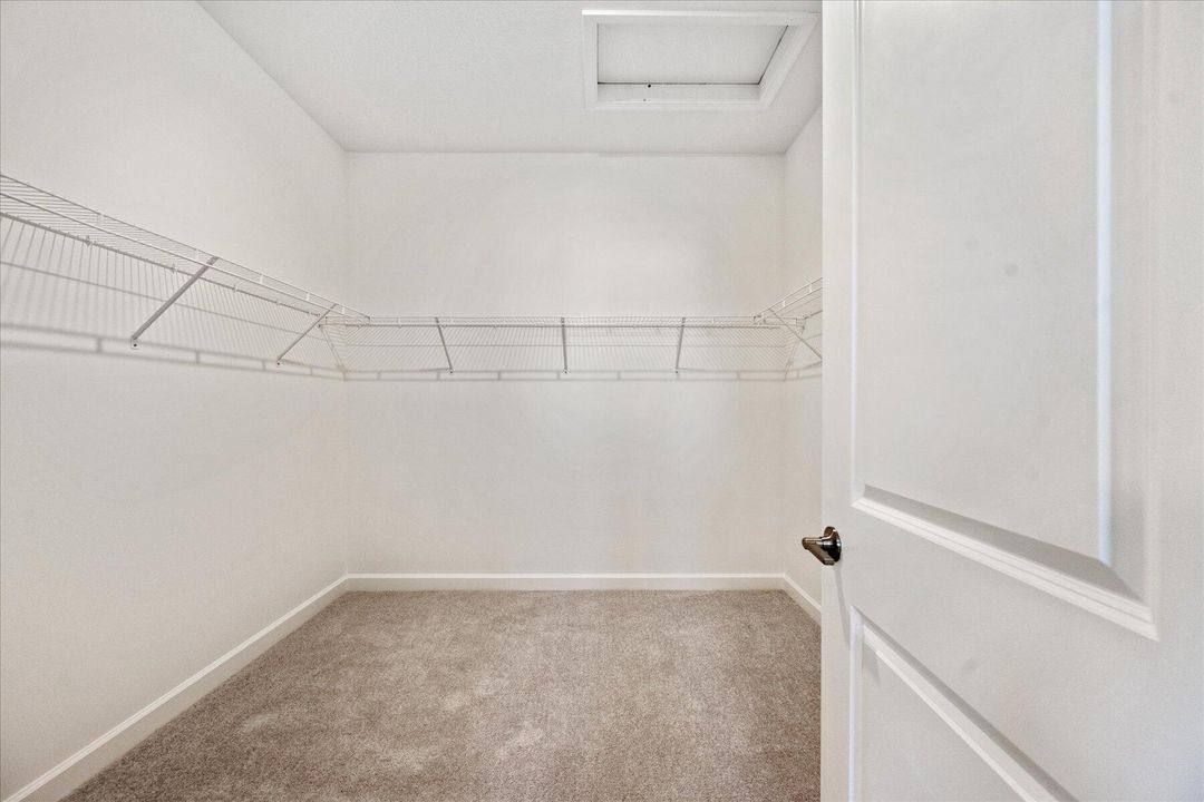 For Sale: $839,000 (5 beds, 3 baths, 3185 Square Feet)