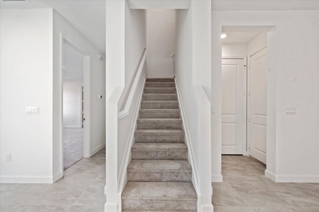 For Sale: $839,000 (5 beds, 3 baths, 3185 Square Feet)