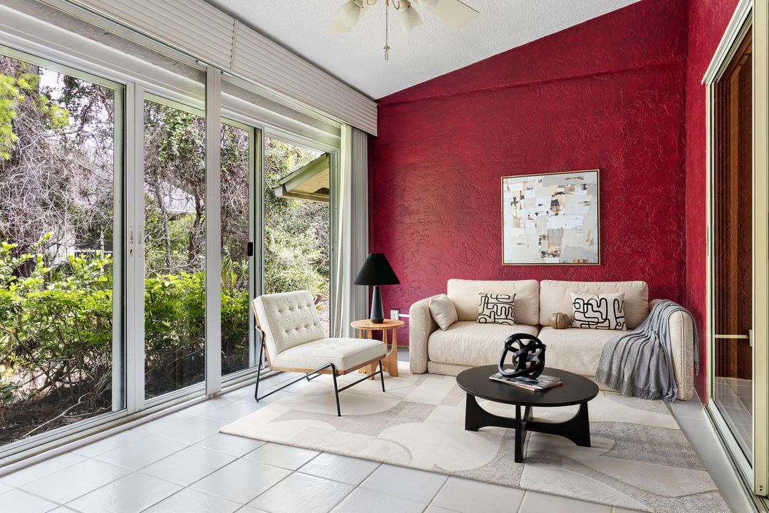 待售: $259,000 (2 贝兹, 2 浴室, 1299 平方英尺)