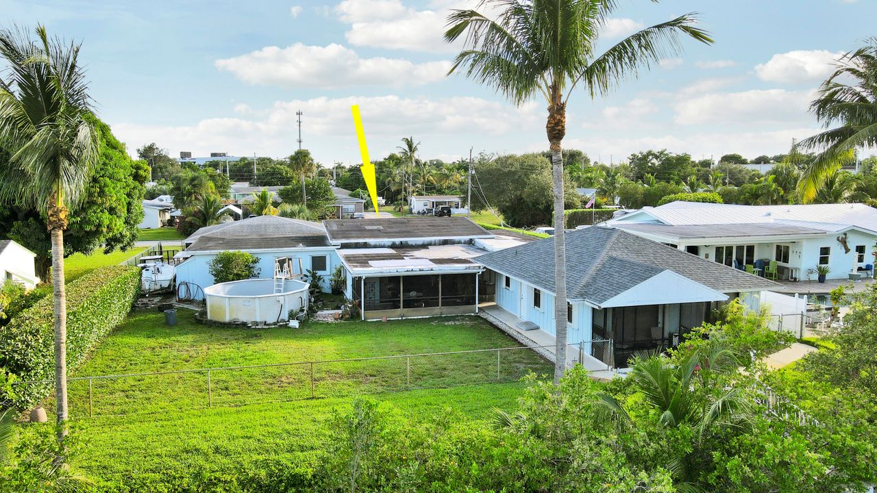 For Sale: $1,250,000 (5 beds, 3 baths, 2420 Square Feet)