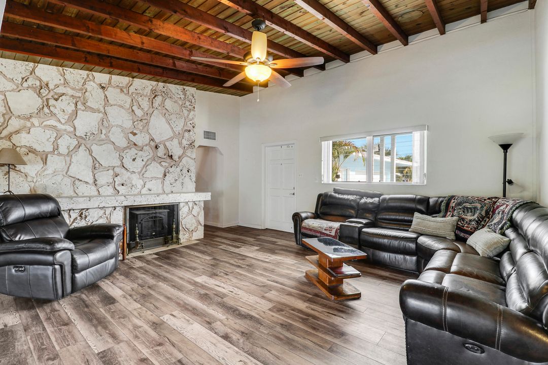 For Sale: $1,250,000 (5 beds, 3 baths, 2420 Square Feet)