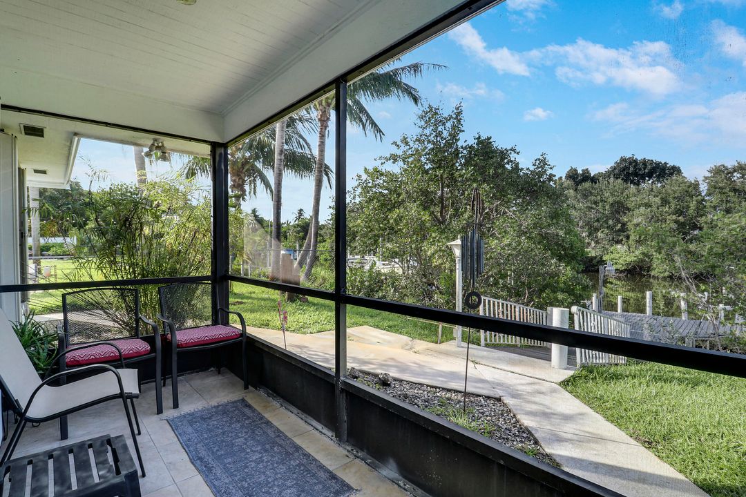 For Sale: $1,250,000 (5 beds, 3 baths, 2420 Square Feet)