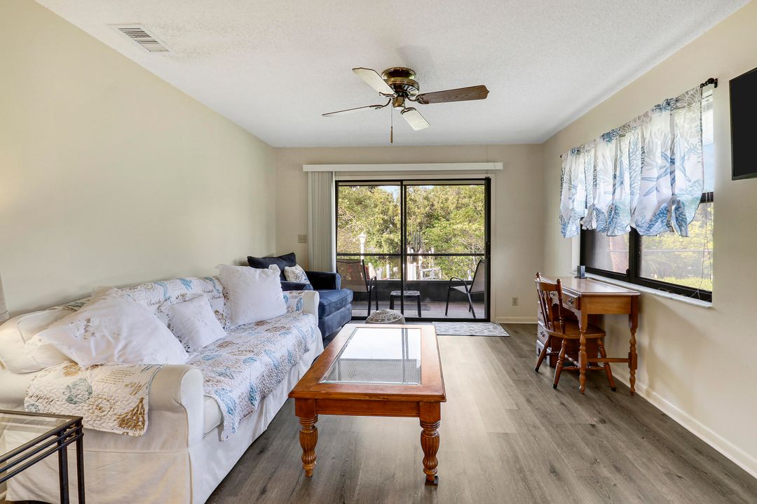 For Sale: $1,250,000 (5 beds, 3 baths, 2420 Square Feet)