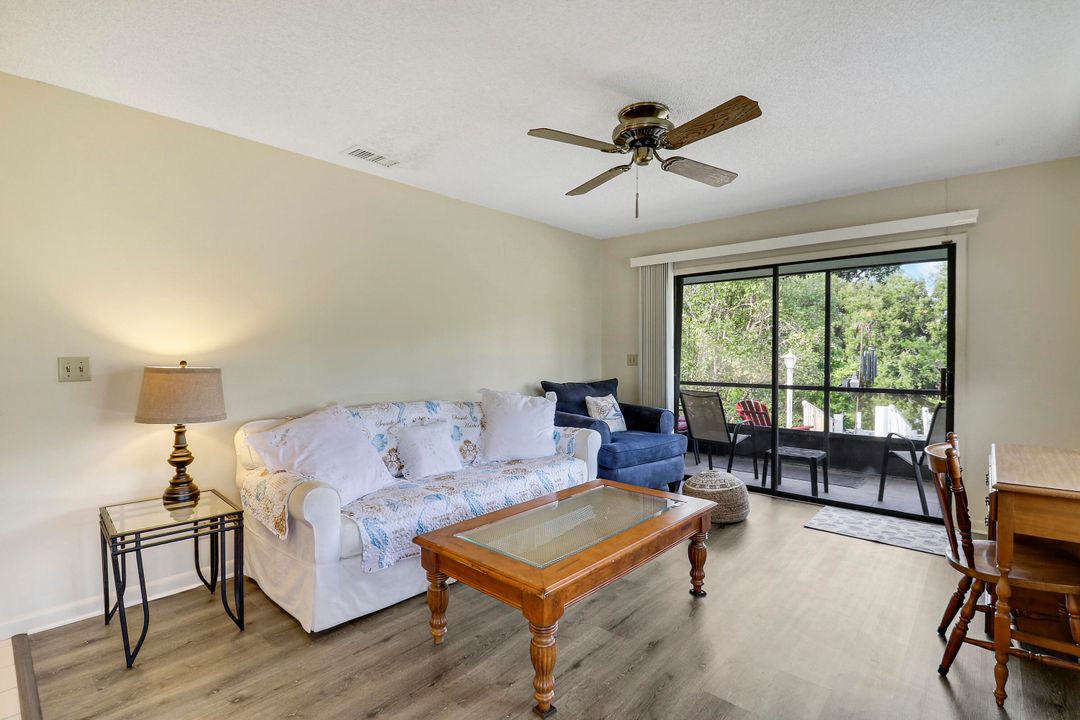 For Sale: $1,250,000 (5 beds, 3 baths, 2420 Square Feet)