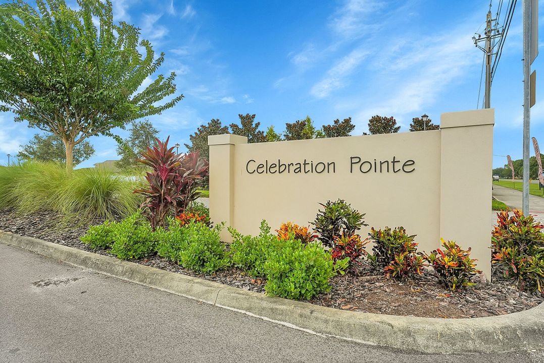 For Sale: $445,000 (5 beds, 3 baths, 2601 Square Feet)