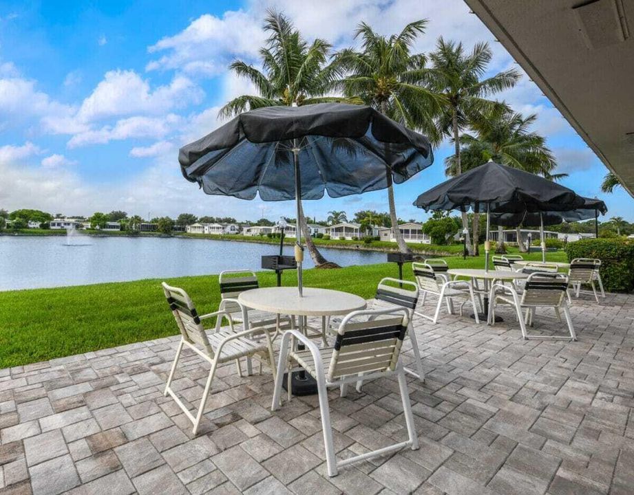 待售: $82,000 (3 贝兹, 3 浴室, 1200 平方英尺)