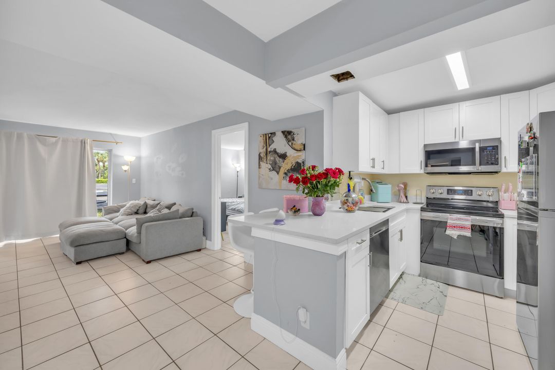 Activo con contrato: $220,000 (2 camas, 2 baños, 936 Pies cuadrados)