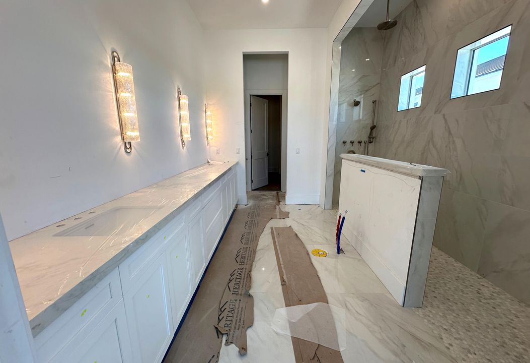 На продажу: $7,299,999 (5 спален, 7 ванн, 5481 Квадратных фут)