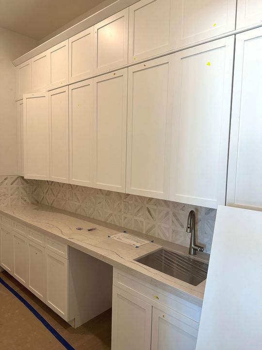 На продажу: $7,299,999 (5 спален, 7 ванн, 5481 Квадратных фут)