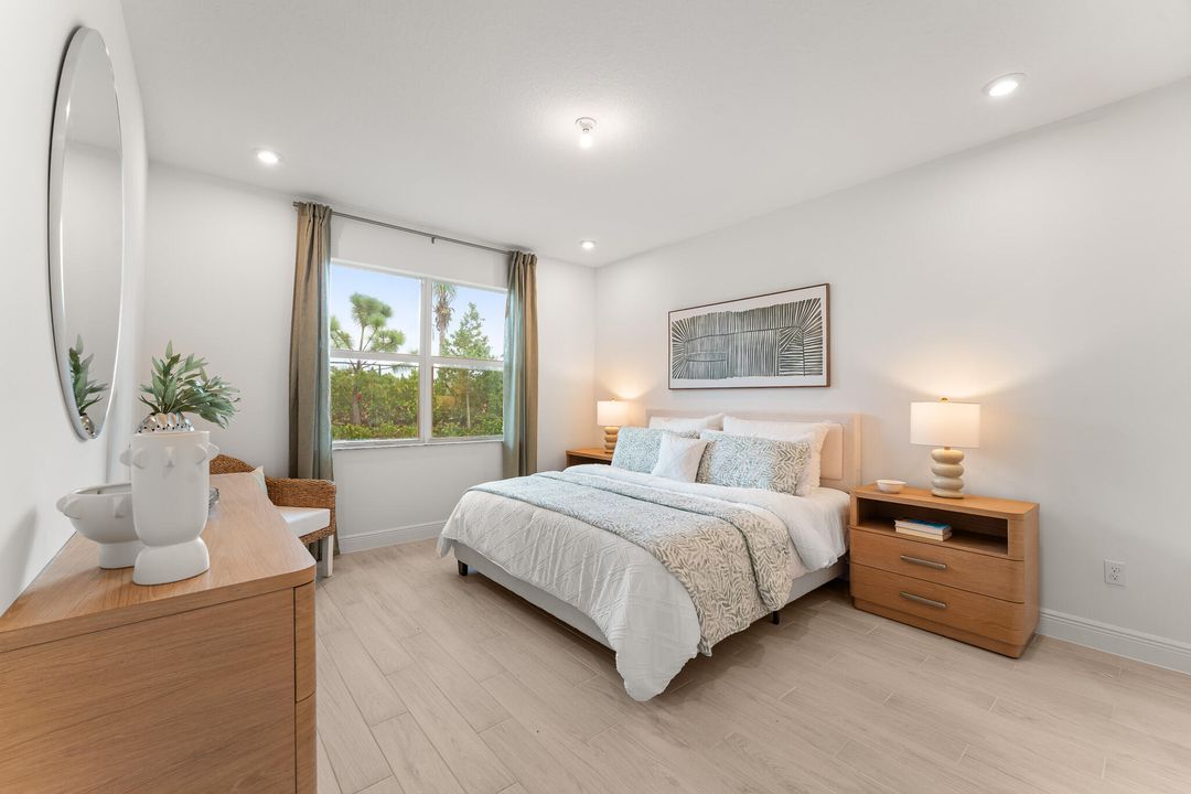 Active With Contract: $484,990 (3 beds, 2 baths, 1870 Square Feet)