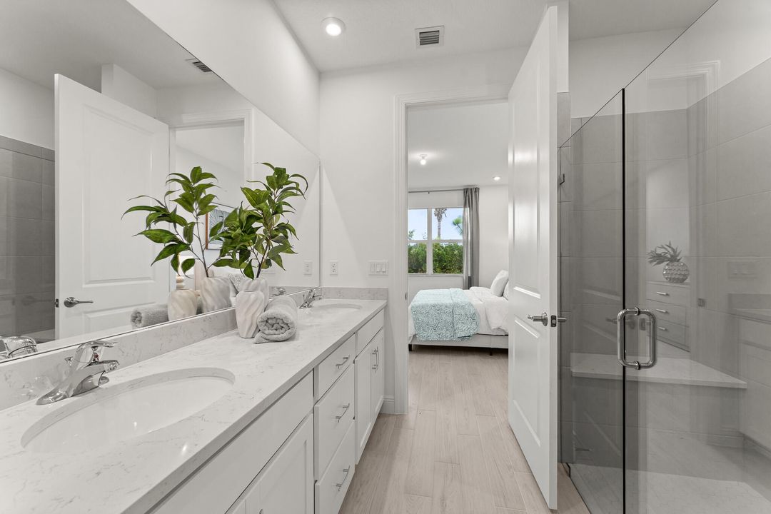 Active With Contract: $484,990 (3 beds, 2 baths, 1870 Square Feet)