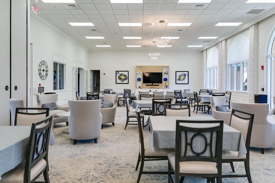 Active With Contract: $689,900 (4 beds, 3 baths, 2487 Square Feet)