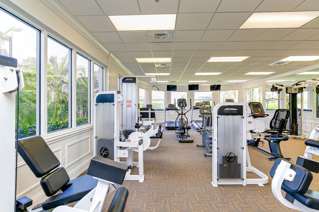 Active With Contract: $689,900 (4 beds, 3 baths, 2487 Square Feet)