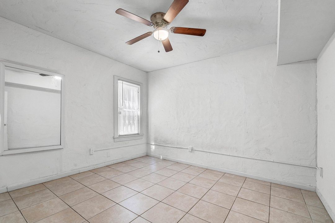 Active With Contract: $350,000 (4 beds, 2 baths, 1330 Square Feet)