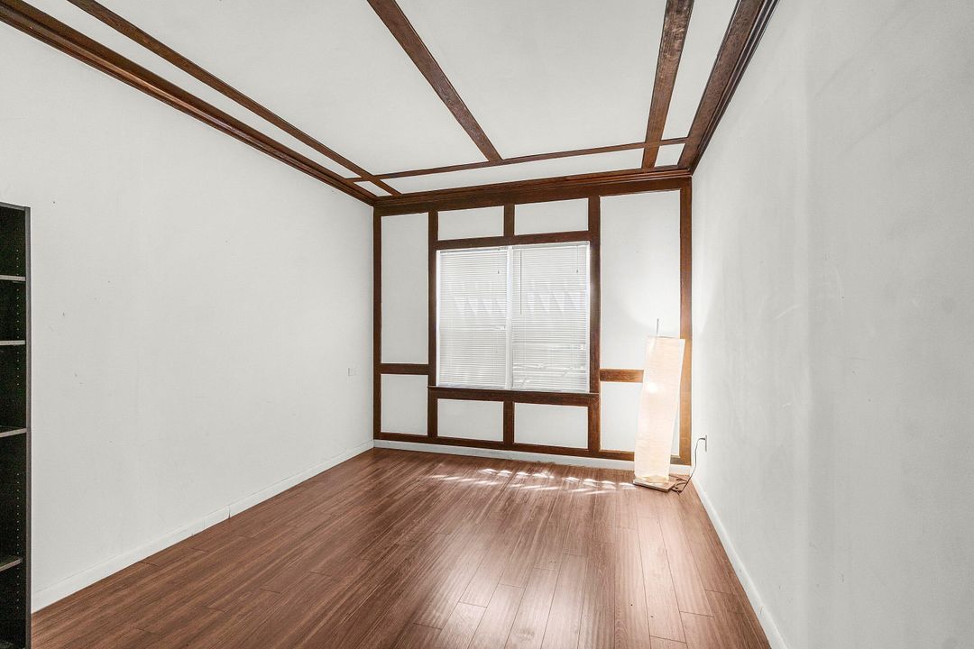 Active With Contract: $350,000 (4 beds, 2 baths, 1330 Square Feet)