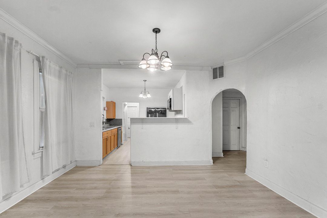 Active With Contract: $350,000 (4 beds, 2 baths, 1330 Square Feet)