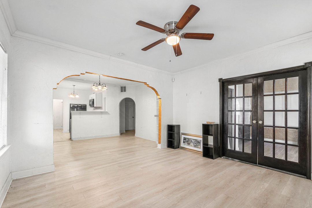 Active With Contract: $350,000 (4 beds, 2 baths, 1330 Square Feet)