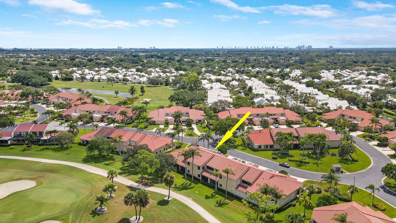 Active With Contract: $599,995 (3 beds, 2 baths, 1909 Square Feet)