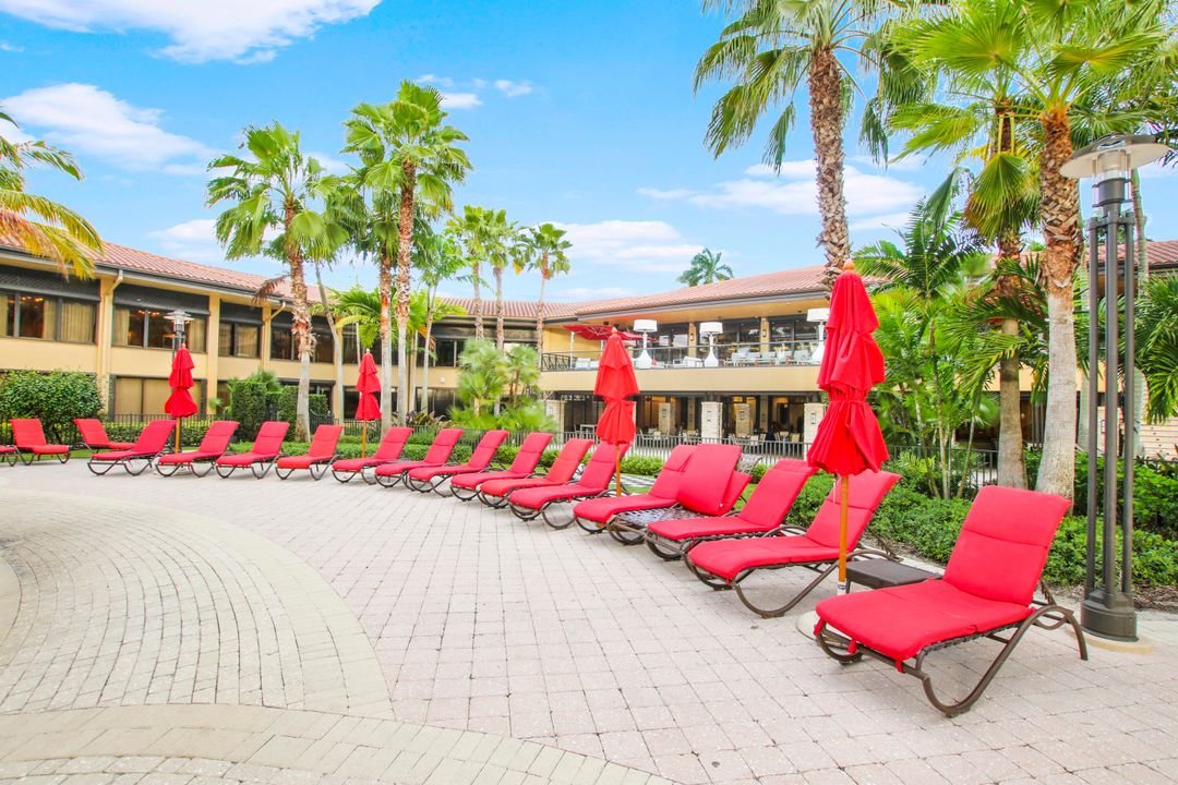 Active With Contract: $599,995 (3 beds, 2 baths, 1909 Square Feet)