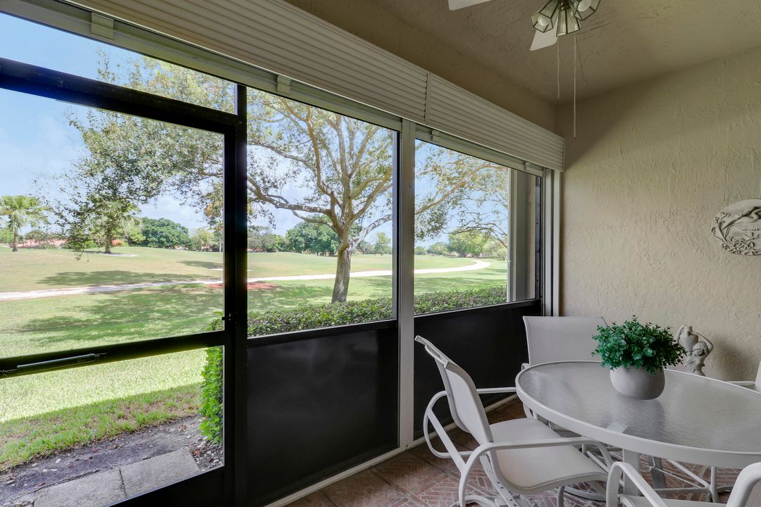 Active With Contract: $599,995 (3 beds, 2 baths, 1909 Square Feet)