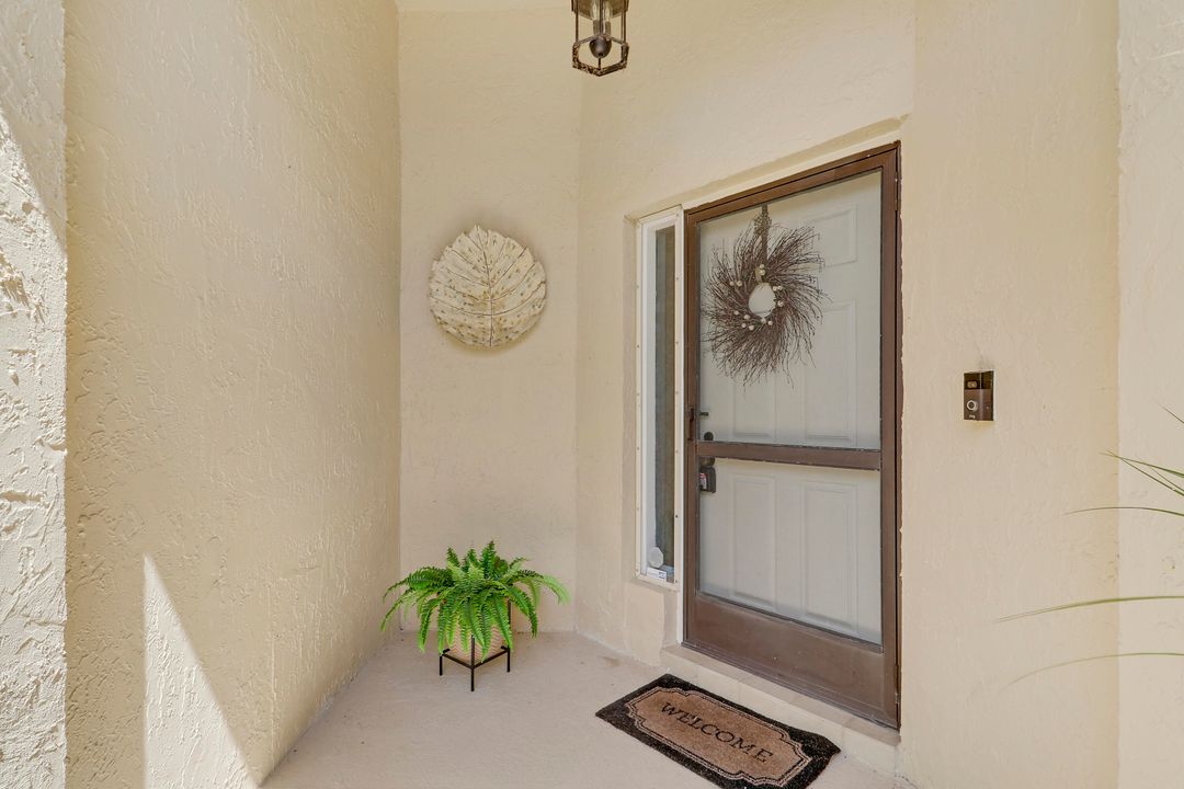 Active With Contract: $599,995 (3 beds, 2 baths, 1909 Square Feet)