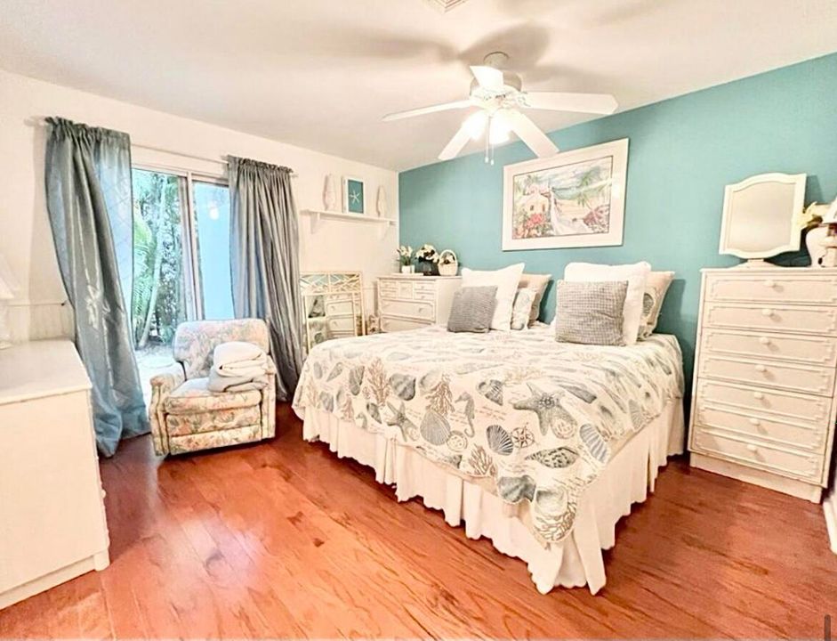 出租: $15,000 (3 贝兹, 2 浴室, 1936 平方英尺)