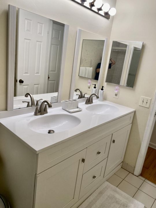 Под контрактом: $4,000 (2 спален, 2 ванн, 1432 Квадратных фут)