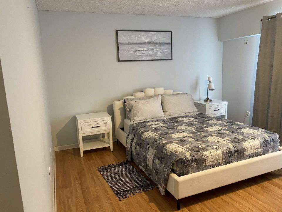 Под контрактом: $4,000 (2 спален, 2 ванн, 1432 Квадратных фут)