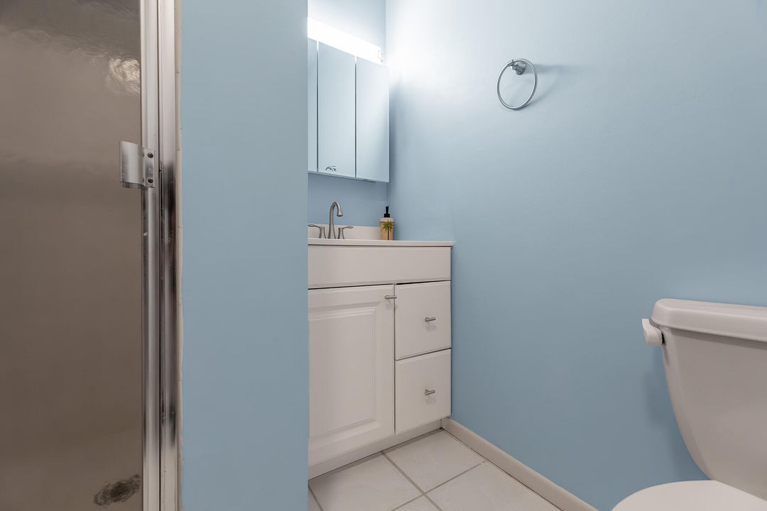 For Sale: $169,000 (2 beds, 2 baths, 992 Square Feet)