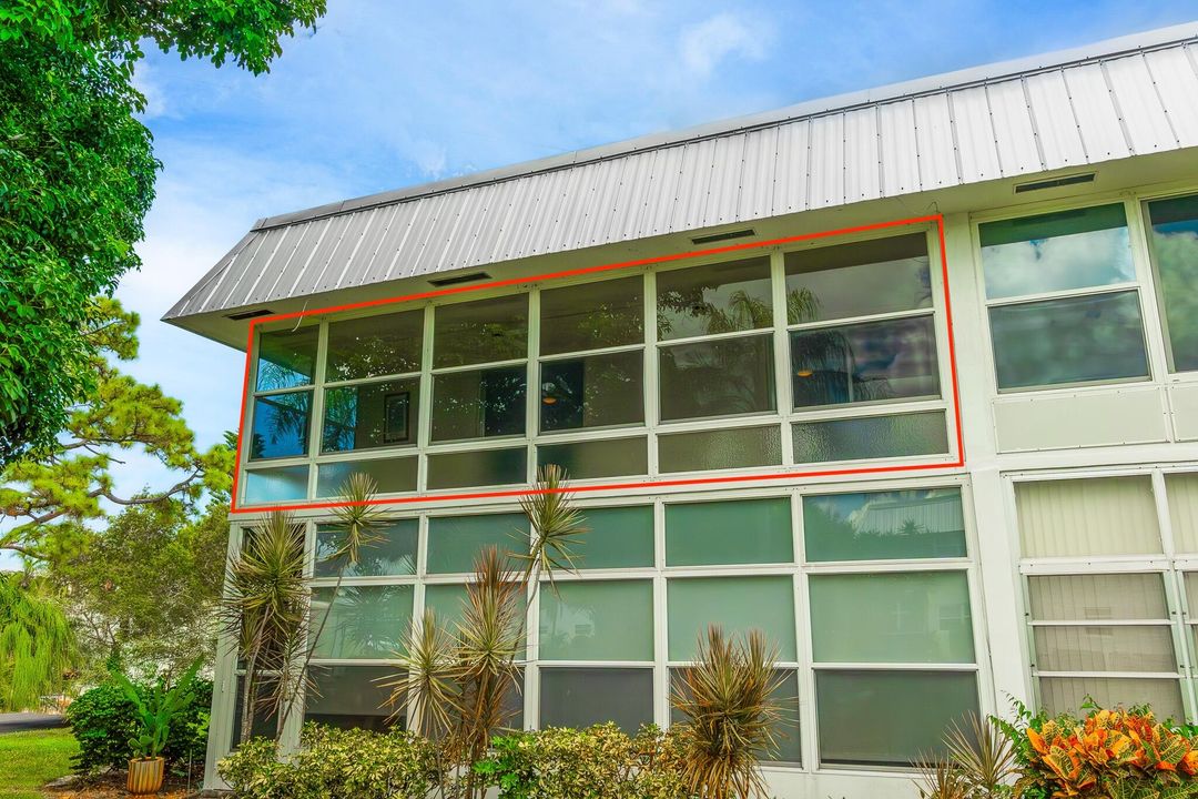 For Sale: $169,000 (2 beds, 2 baths, 992 Square Feet)