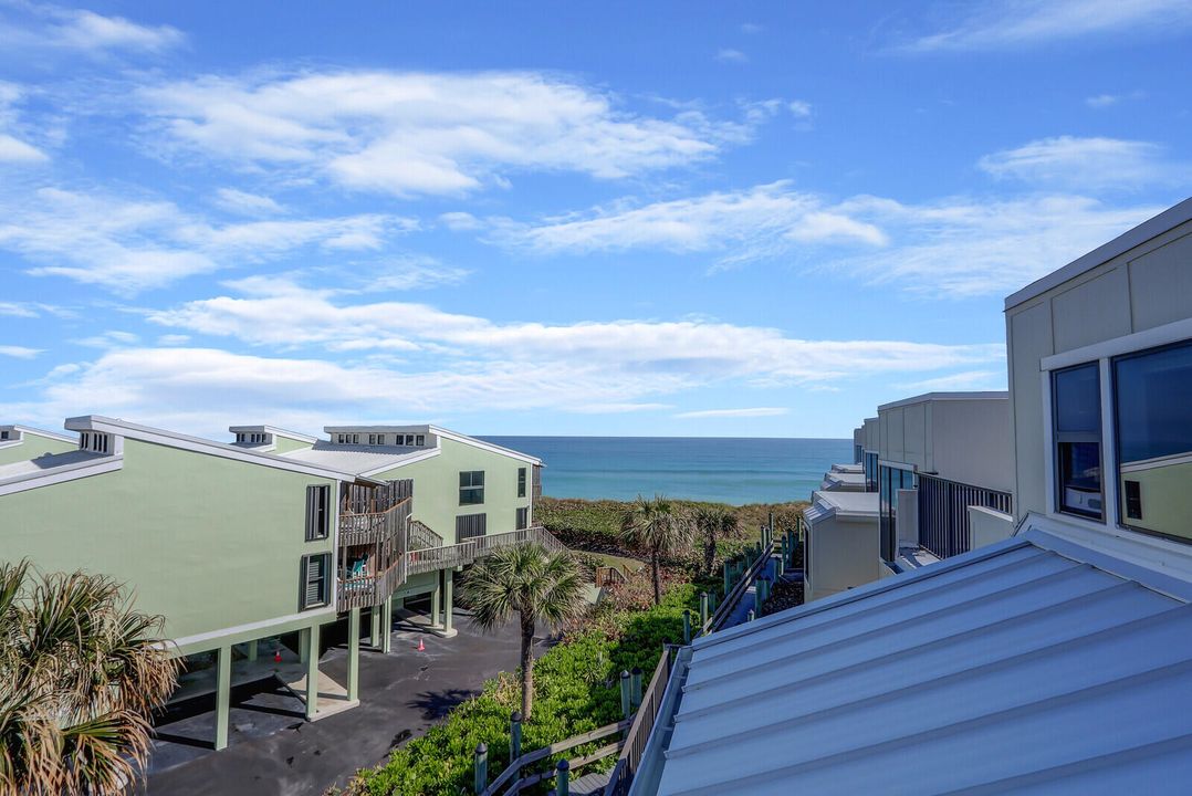 En Venta: $649,000 (2 camas, 2 baños, 1825 Pies cuadrados)