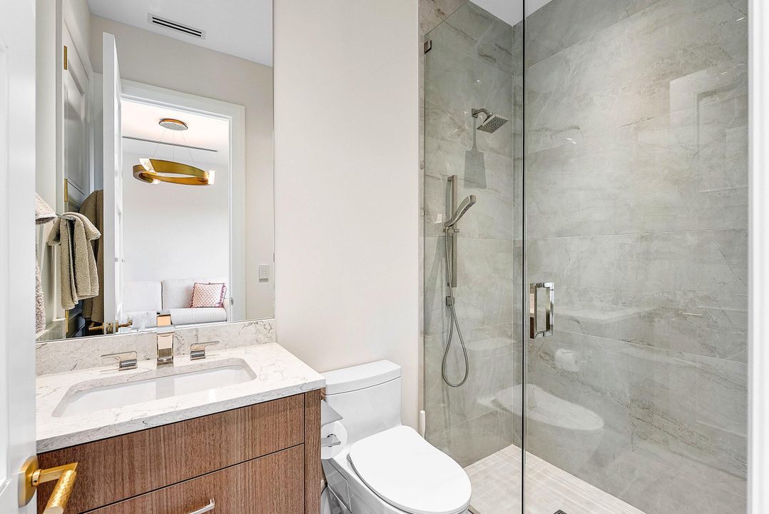 For Sale: $7,950,000 (4 beds, 5 baths, 5800 Square Feet)