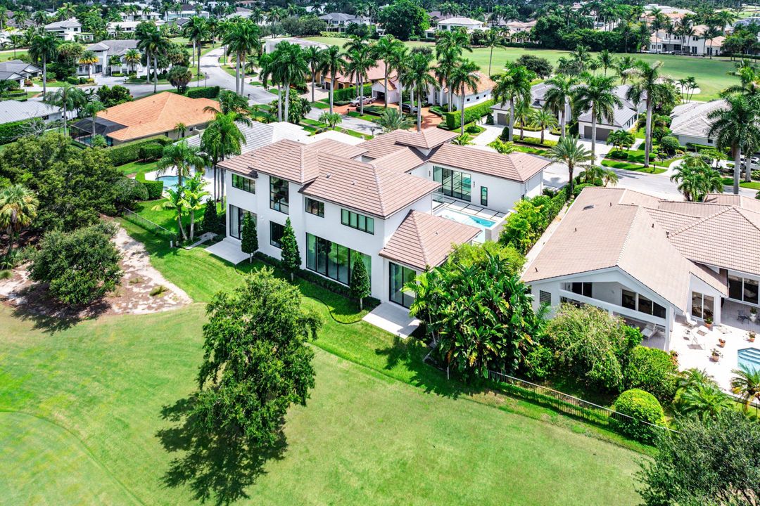 For Sale: $7,950,000 (4 beds, 5 baths, 5800 Square Feet)