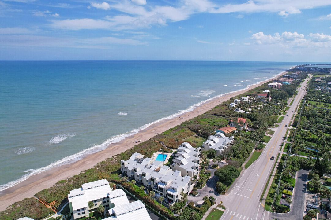 En Venta: $649,000 (2 camas, 2 baños, 1825 Pies cuadrados)